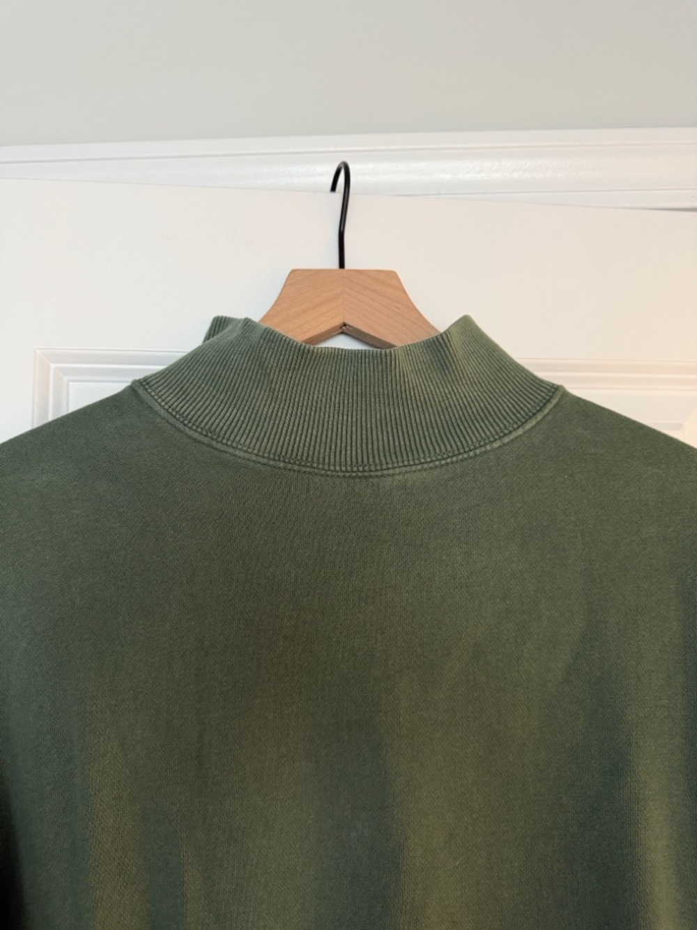 Aerie Oversized Mockneck Sweatshirt with Pockets Size Small *read description - Picture 3 of 9